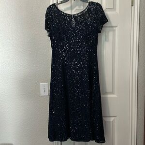 SLNY Sz 12 Navy Sequined Midi Dress